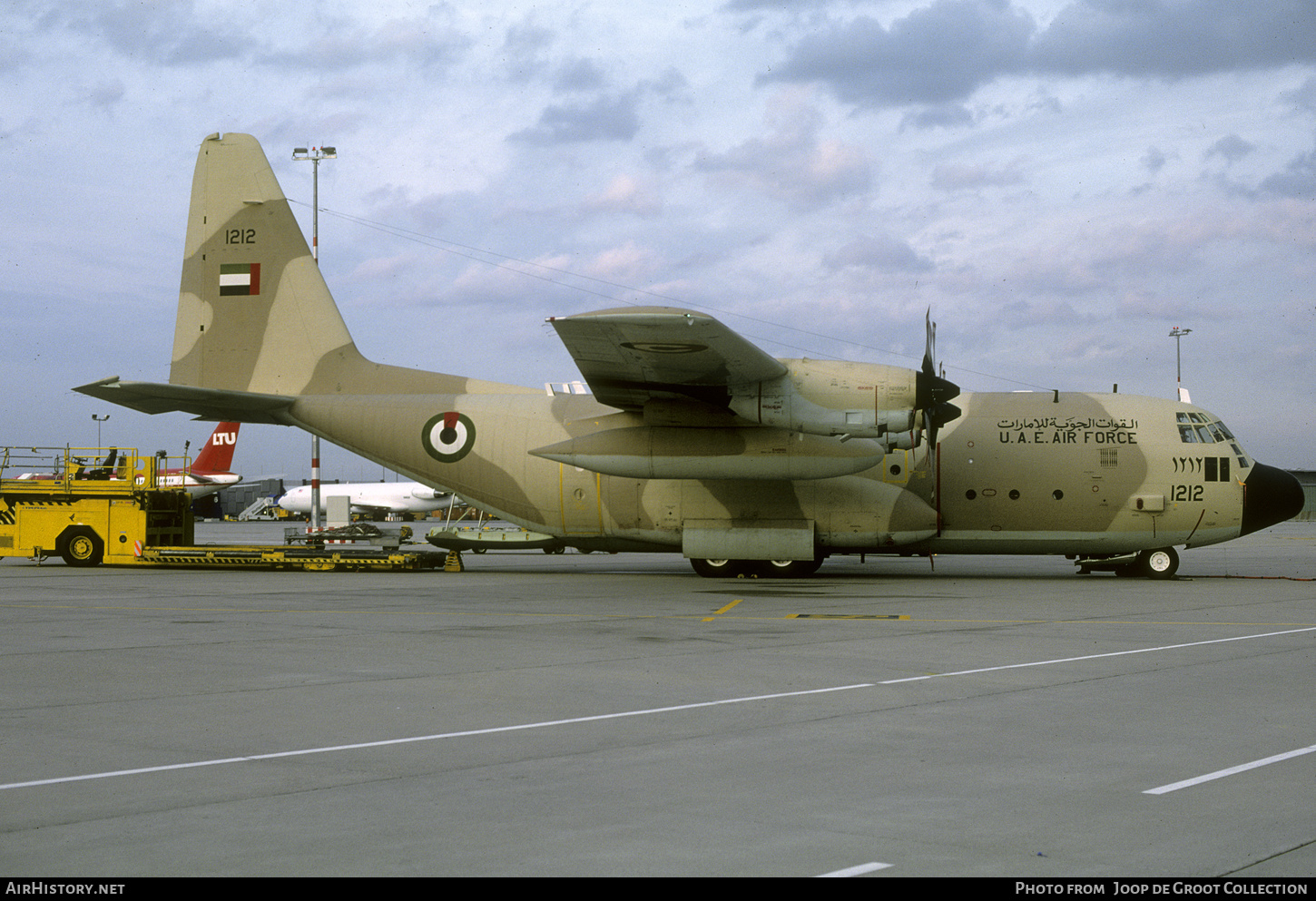 Aircraft Photo of 1212 / ۱۲۱۲ | Lockheed C-130H Hercules | United Arab Emirates - Air Force | AirHistory.net #569474