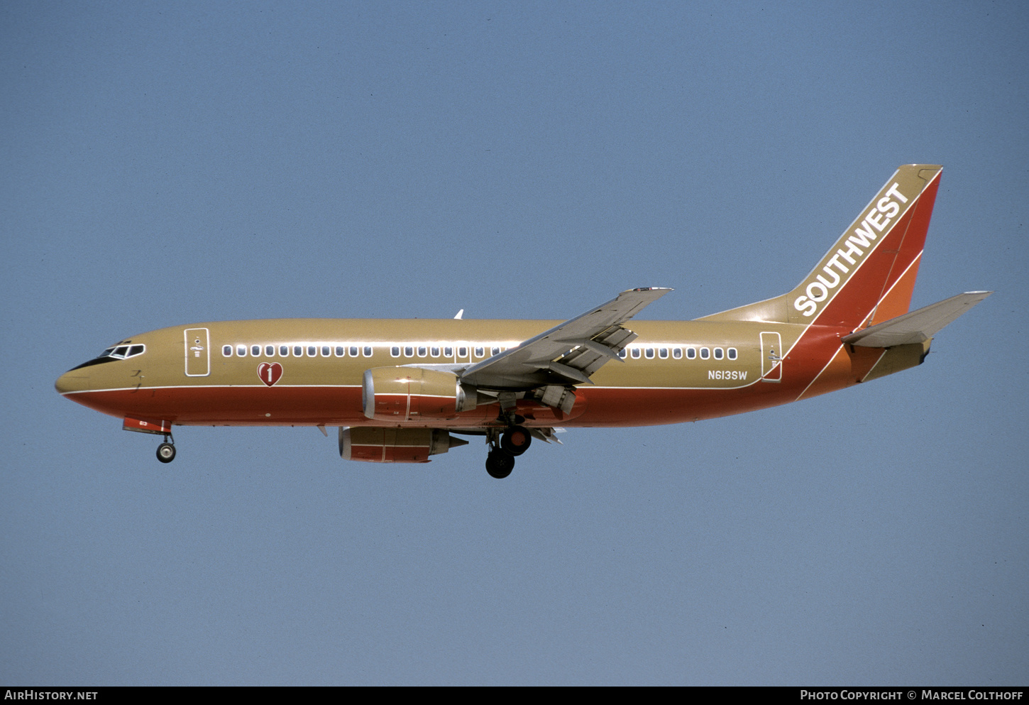Aircraft Photo of N613SW | Boeing 737-3H4 | Southwest Airlines | AirHistory.net #569475
