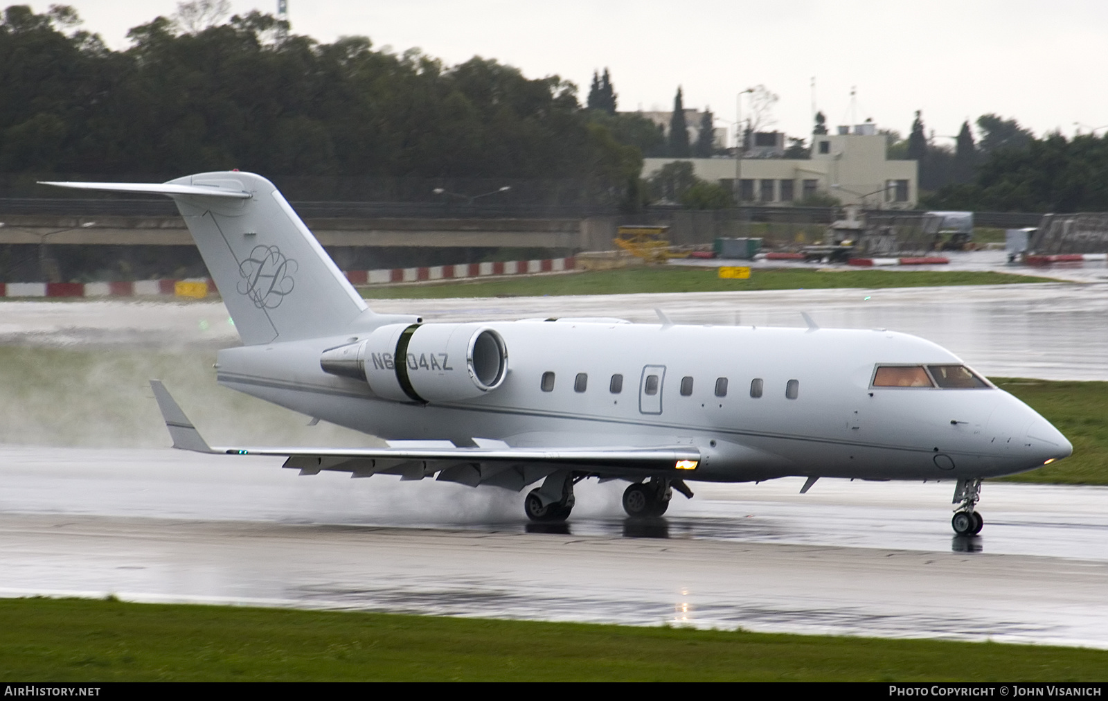Aircraft Photo of N604AZ | Canadair Challenger 604 (CL-600-2B16) | AirHistory.net #569535