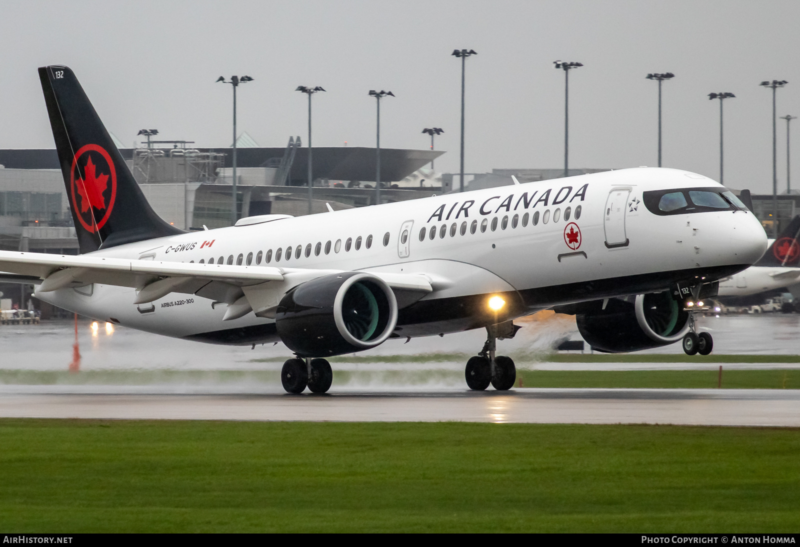 Aircraft Photo of C-GWUS | Airbus A220-371 (BD-500-1A11) | Air Canada | AirHistory.net #569563