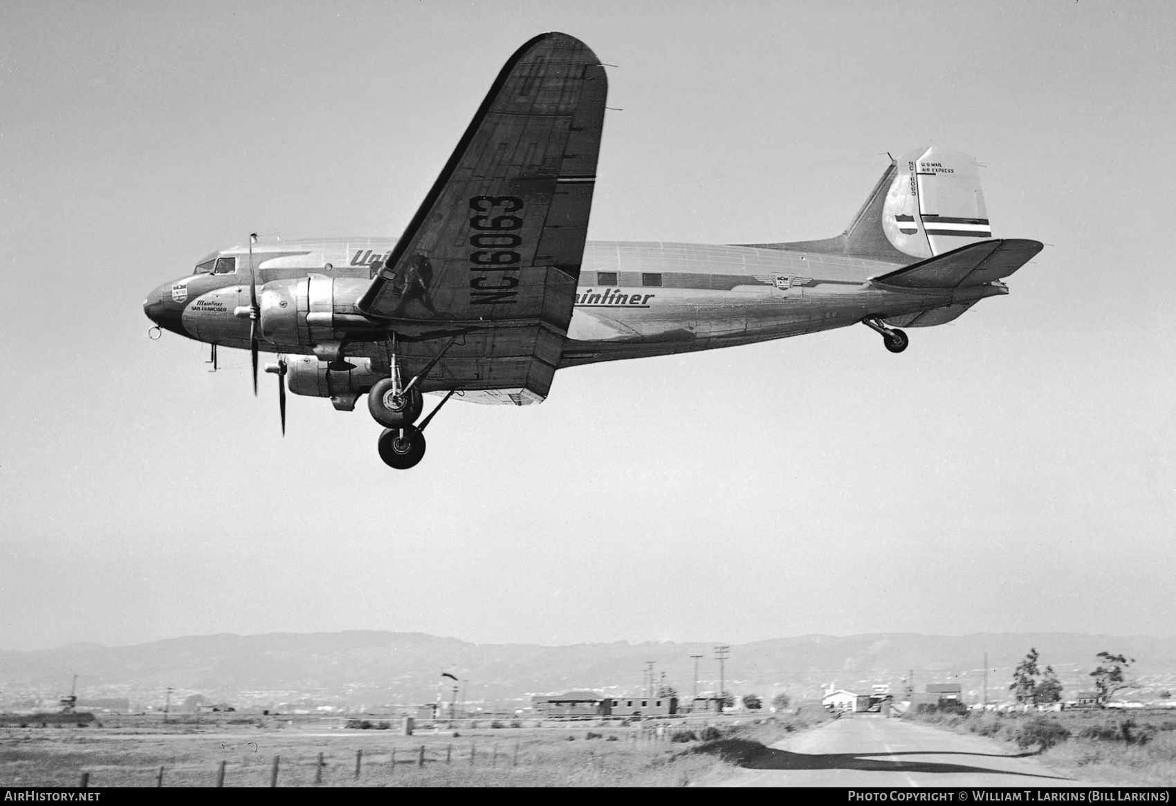 Aircraft Photo of NC16063 | Douglas DC-3A-191 | United Air Lines | AirHistory.net #569701
