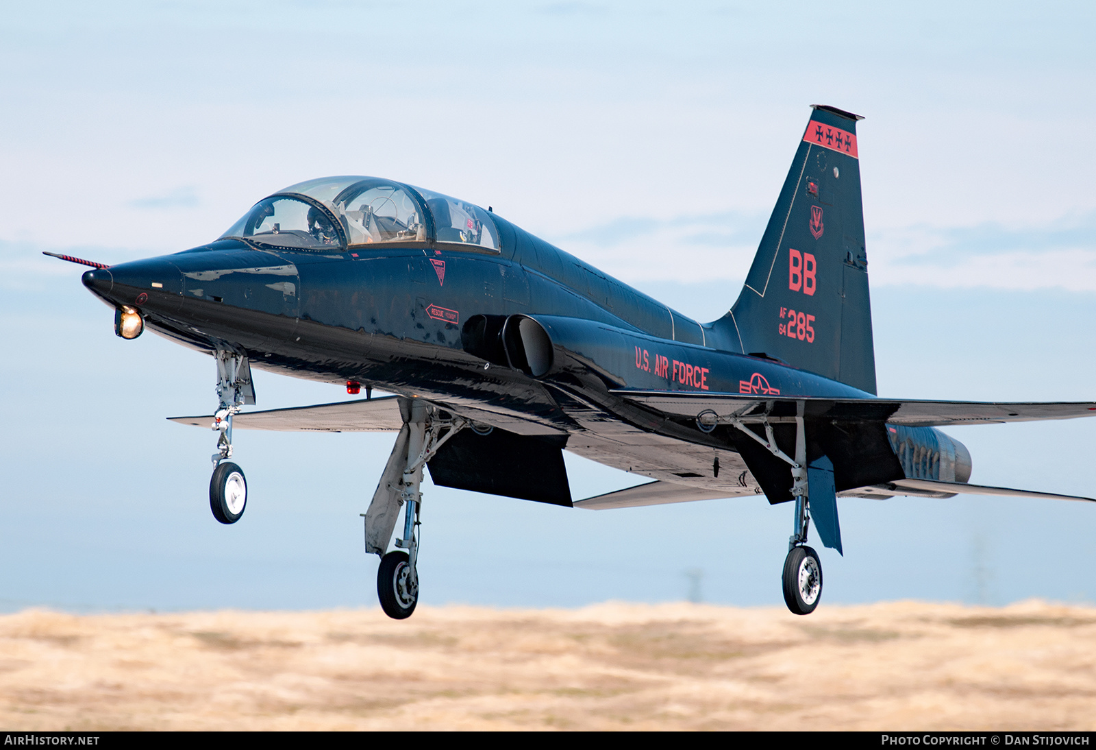 Aircraft Photo of 64-13285 / AF64-285 | Northrop T-38A Talon | USA - Air Force | AirHistory.net #569710