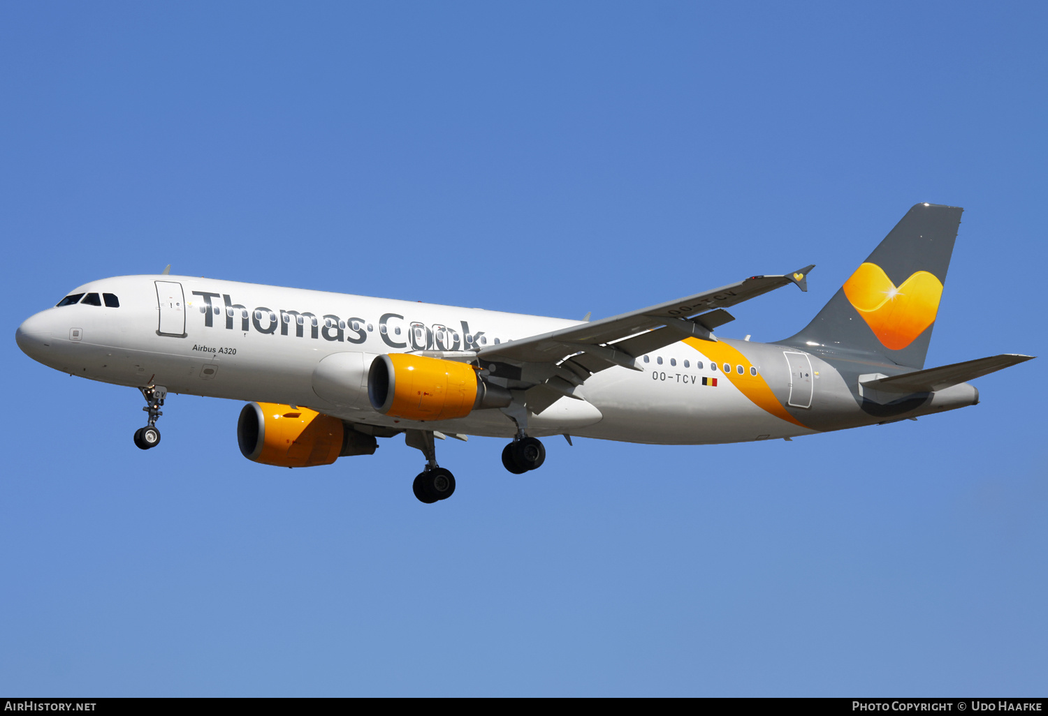 Aircraft Photo of OO-TCV | Airbus A320-231 | Thomas Cook Airlines | AirHistory.net #569744
