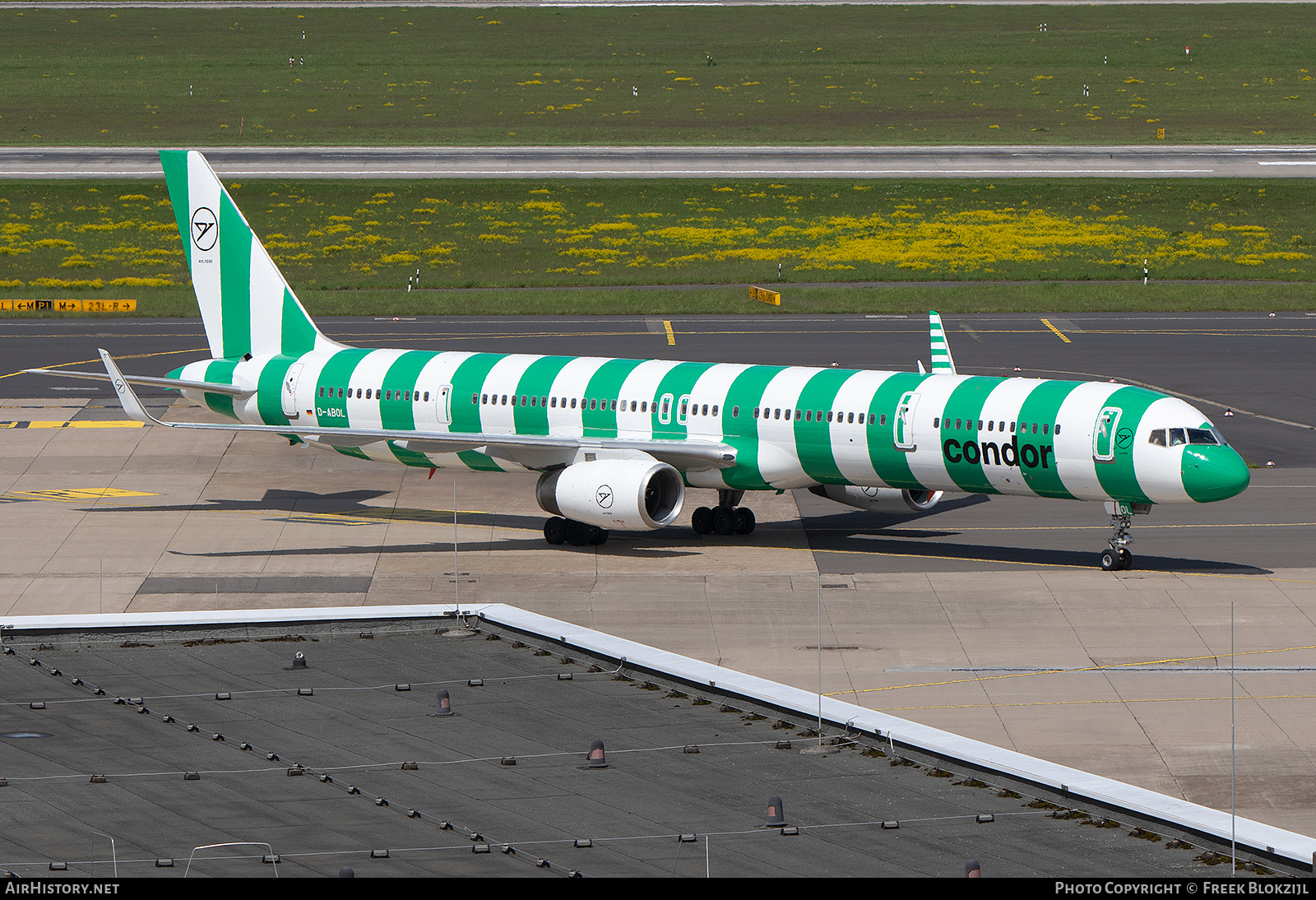 Aircraft Photo of D-ABOL | Boeing 757-330 | Condor Flugdienst | AirHistory.net #569765