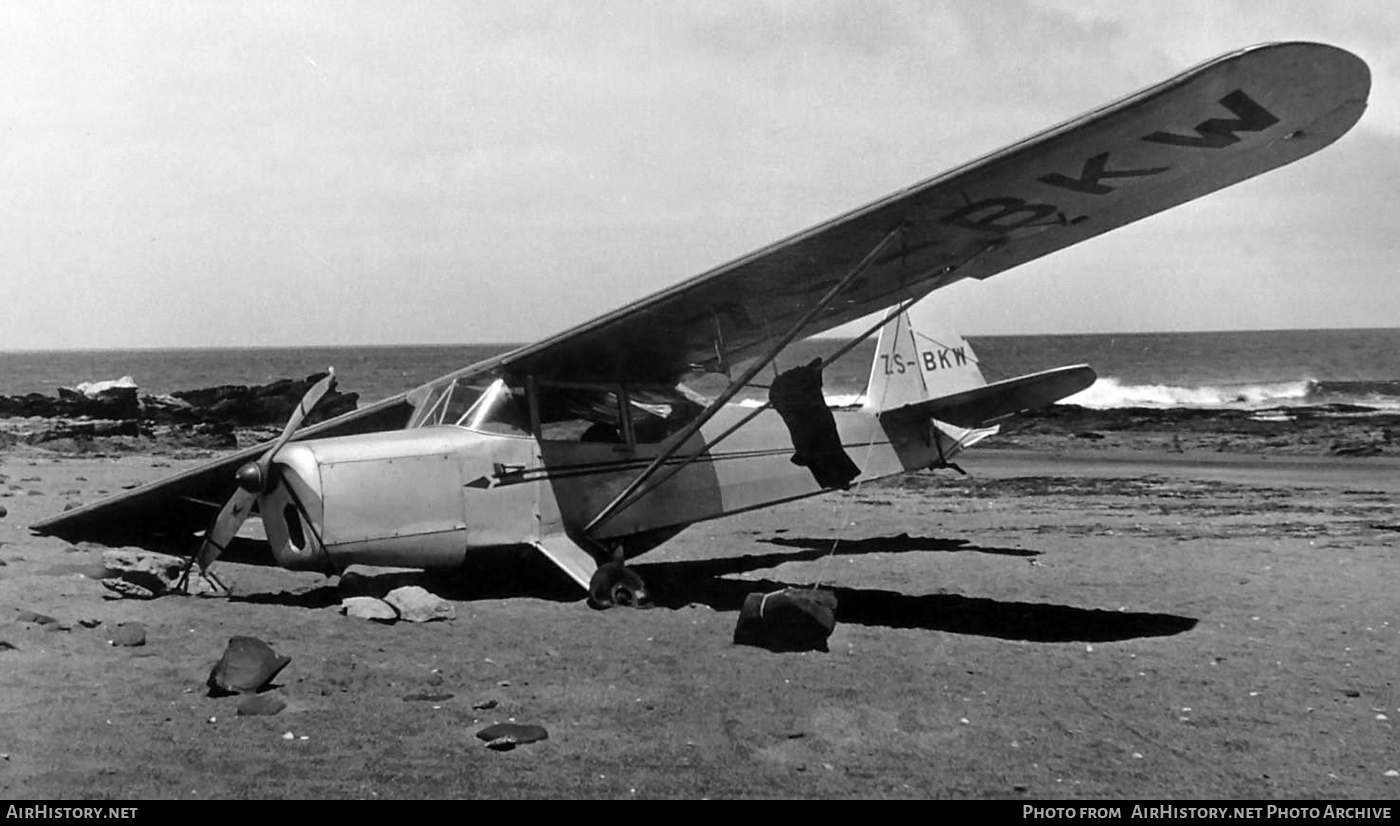 Aircraft Photo of ZS-BKW | Auster J-1 Autocrat | AirHistory.net #569797