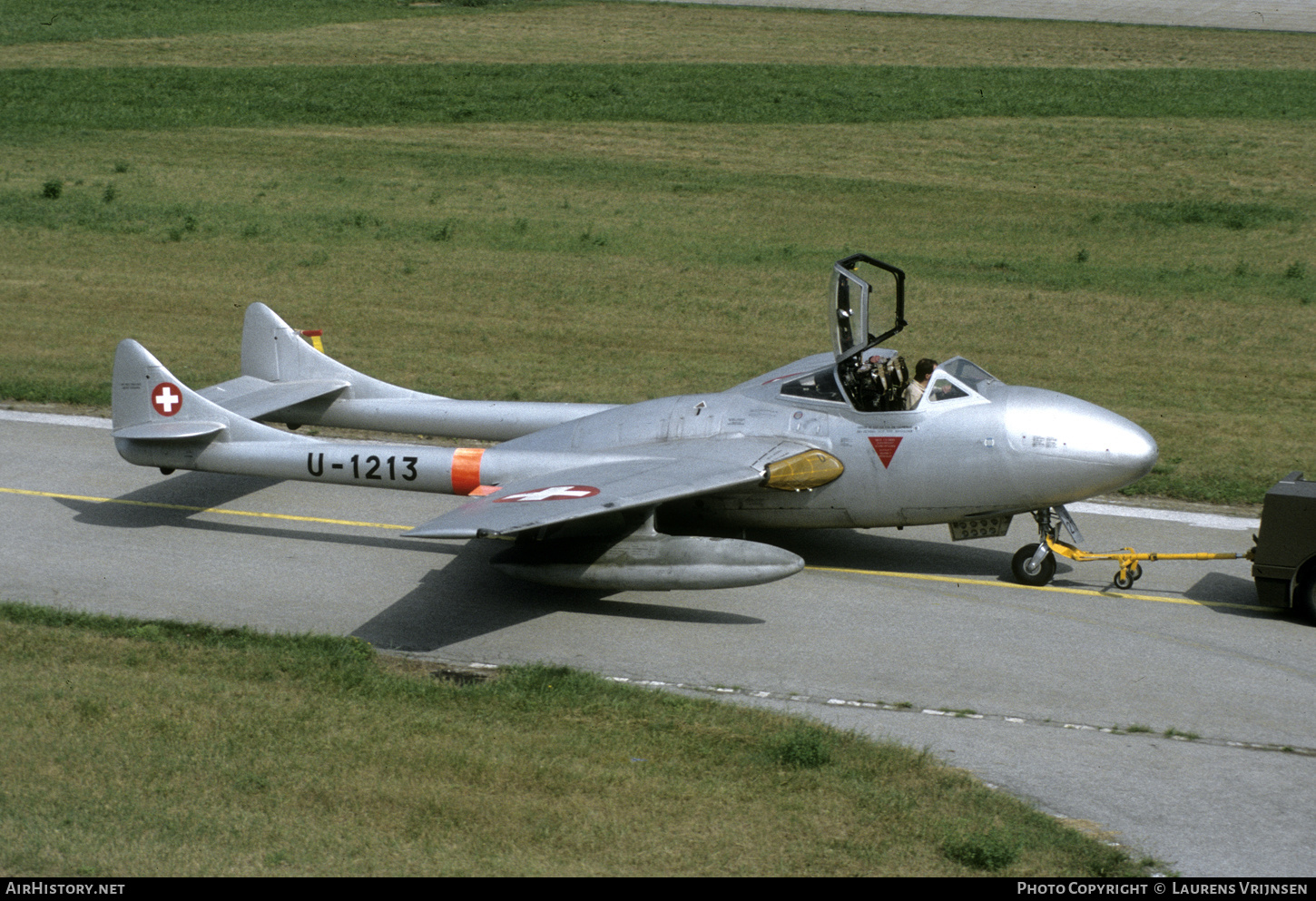 Aircraft Photo of U-1213 | De Havilland D.H. 115 Vampire T55 | Switzerland - Air Force | AirHistory.net #569845