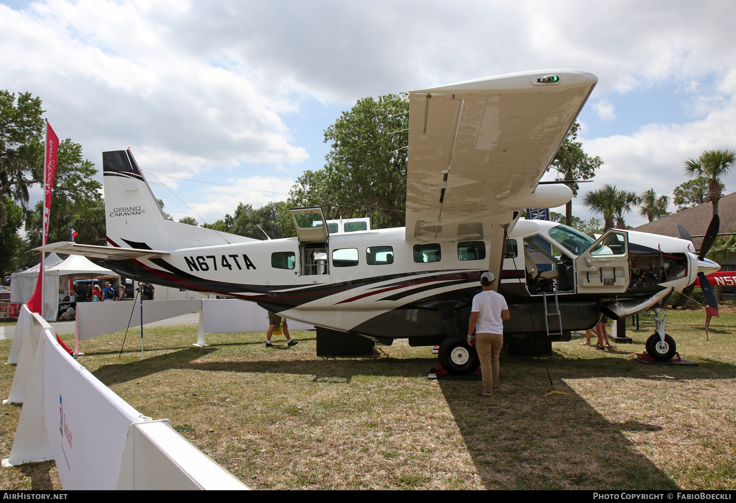 Aircraft Photo of N674TA | Cessna 208B Grand Caravan EX | AirHistory.net #569876