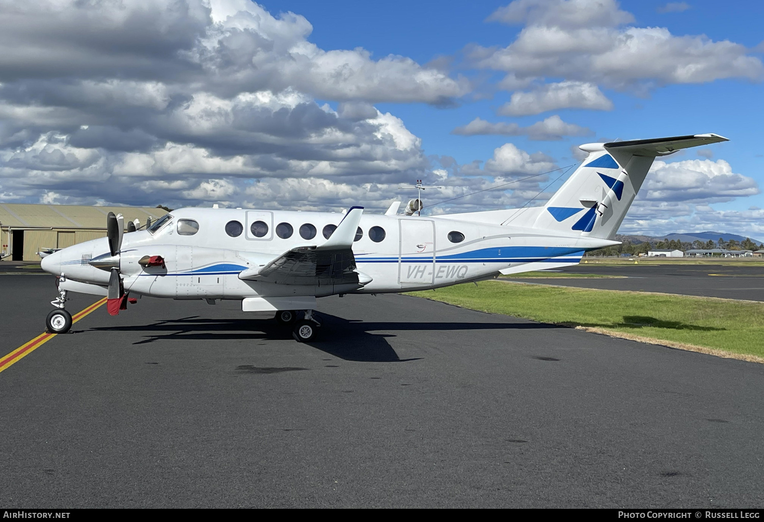 Aircraft Photo of VH-EWQ | Beech Super King Air 350 (B300) | AirHistory.net #569885