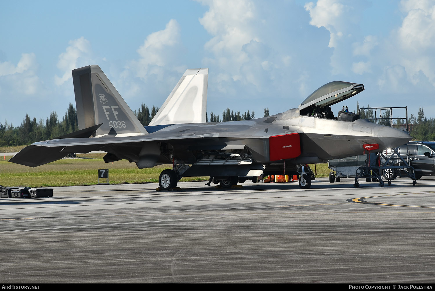 Aircraft Photo of 02-4036 / 02-036 | Lockheed YF-22A Raptor (L-645) | USA - Air Force | AirHistory.net #569920