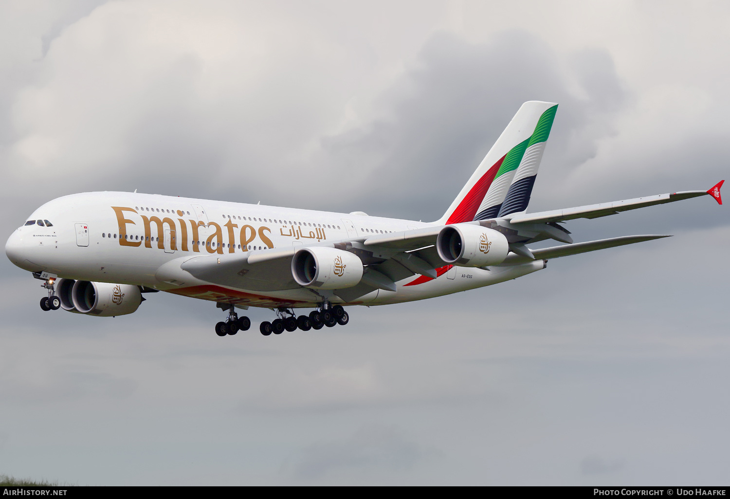 Aircraft Photo of A6-EOG | Airbus A380-861 | Emirates | AirHistory.net #569954