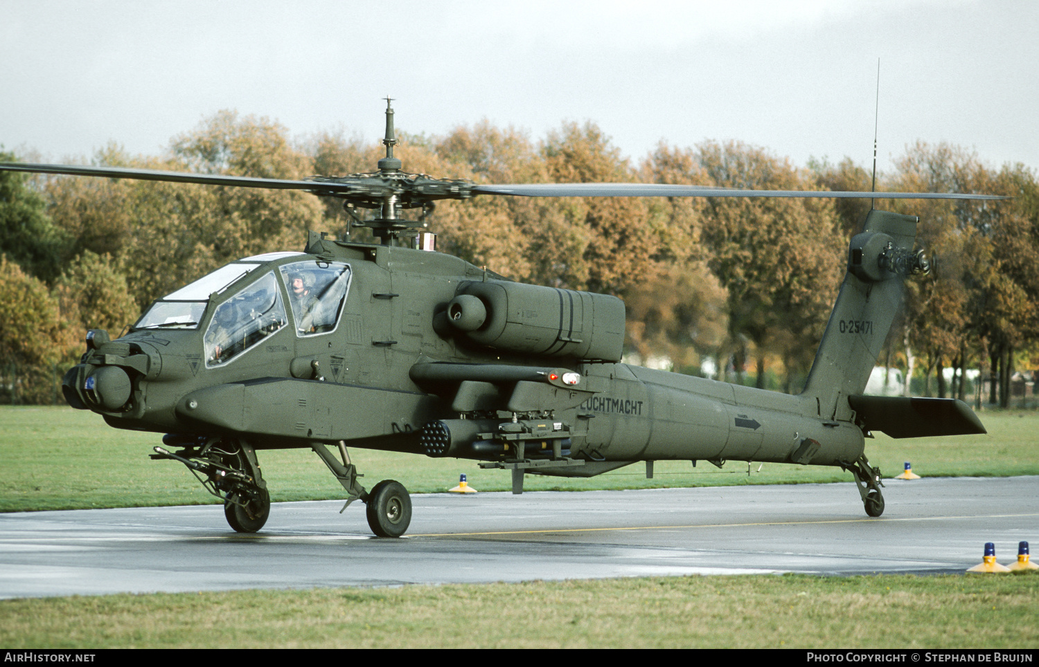 Aircraft Photo of 85-25471 / 0-25471 | McDonnell Douglas AH-64A Apache | Netherlands - Air Force | AirHistory.net #569974
