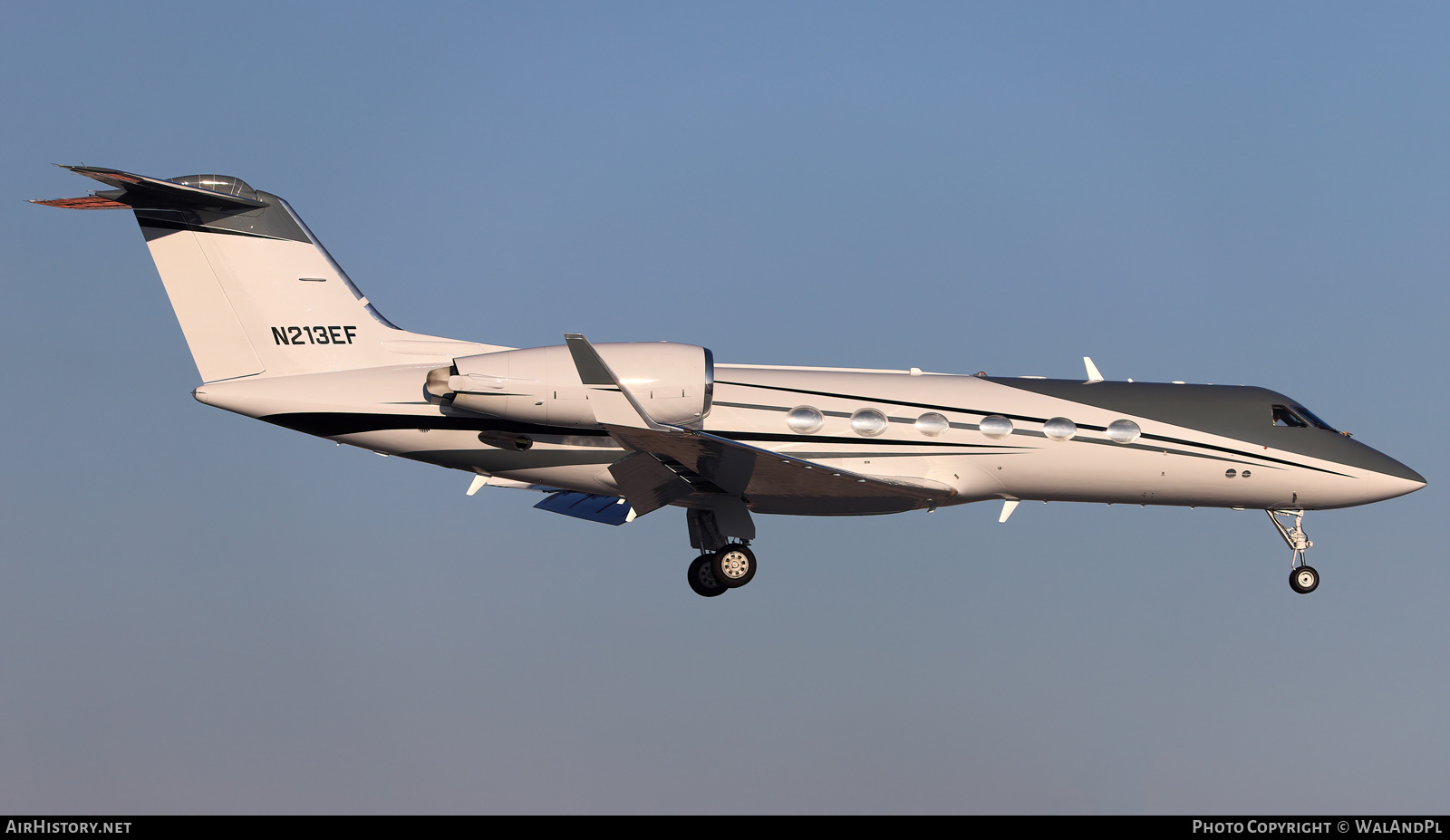 Aircraft Photo of N213EF | Gulfstream Aerospace G-IV Gulfstream IV-SP | AirHistory.net #570087