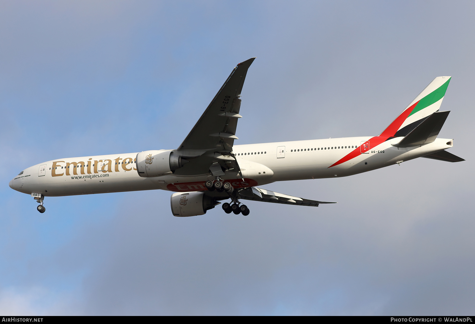 Aircraft Photo of A6-EGQ | Boeing 777-31H/ER | Emirates | AirHistory.net #570109