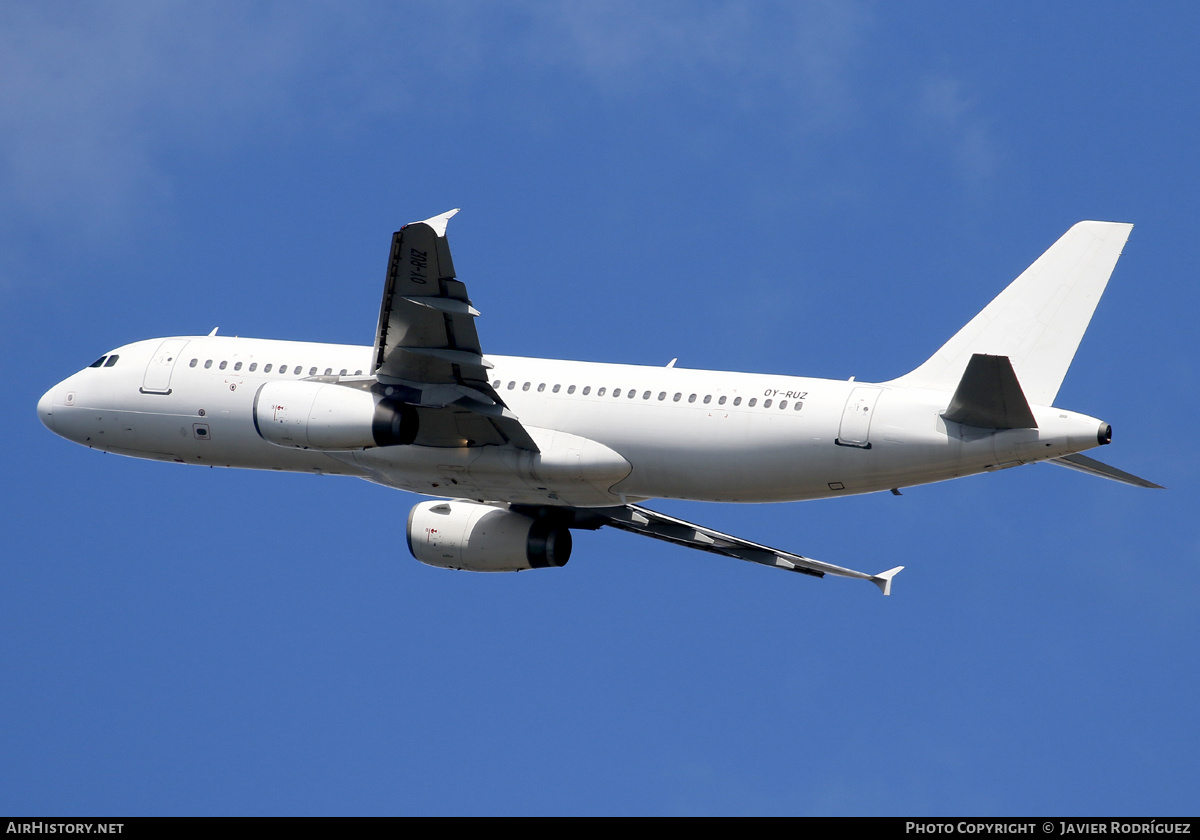 Aircraft Photo of OY-RUZ | Airbus A320-233 | AirHistory.net #570284