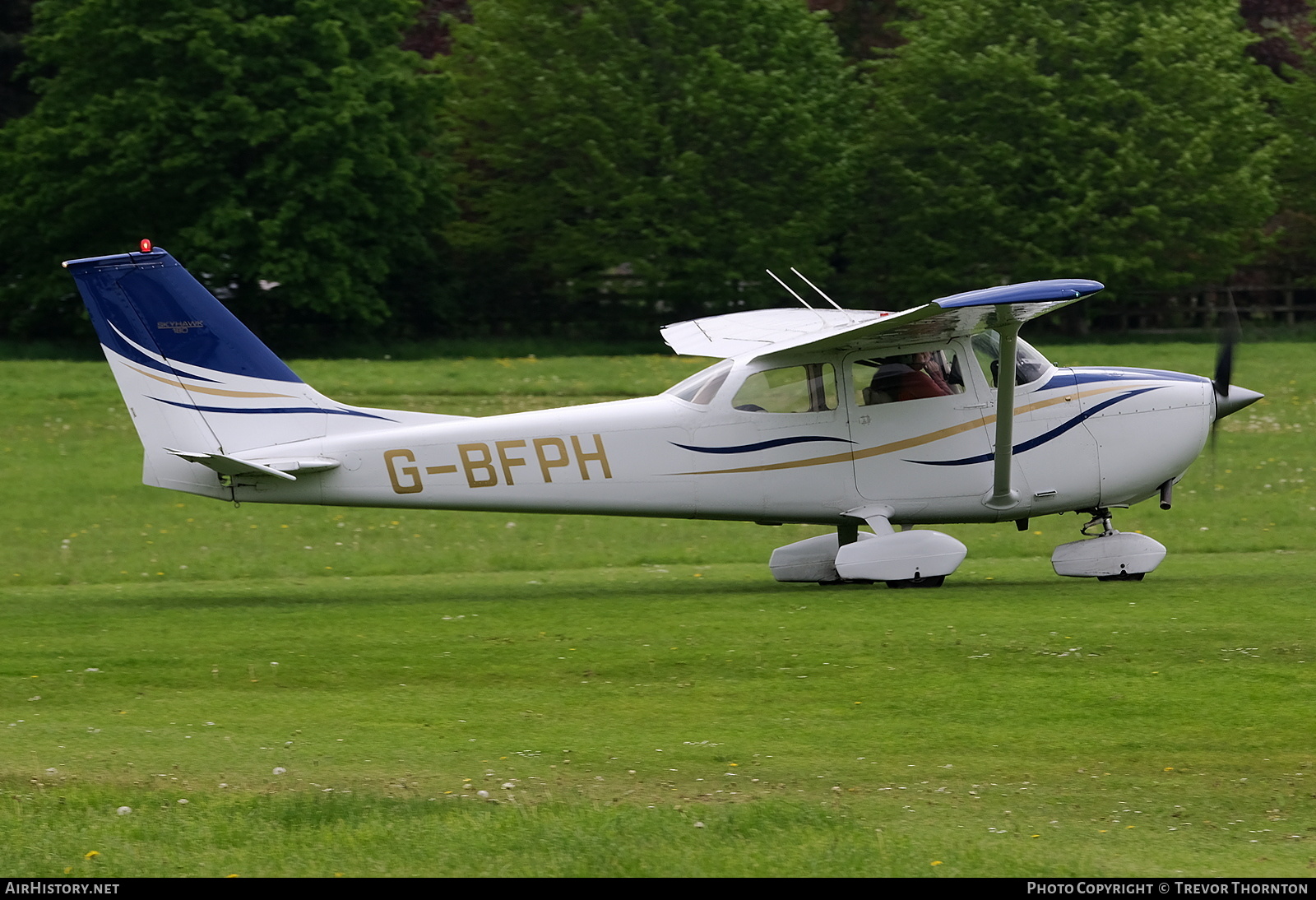 Aircraft Photo of G-BFPH | Reims F172K | AirHistory.net #570312