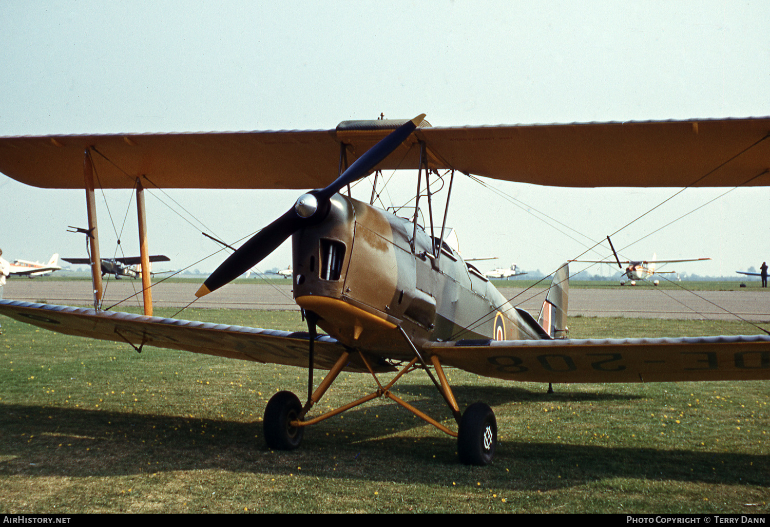 Aircraft Photo of G-AGYU / DE208 | De Havilland D.H. 82A Tiger Moth II | UK - Air Force | AirHistory.net #570350
