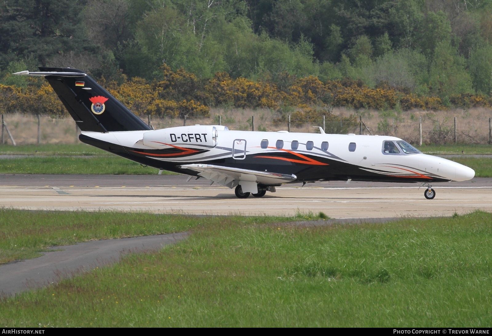 Aircraft Photo of D-CFRT | Cessna 525C CitationJet CJ4 | Frikadelli Racing | AirHistory.net #570364