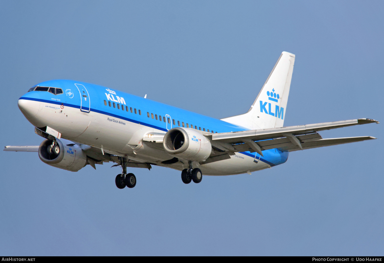 Aircraft Photo of PH-BTD | Boeing 737-306 | KLM - Royal Dutch Airlines | AirHistory.net #570392