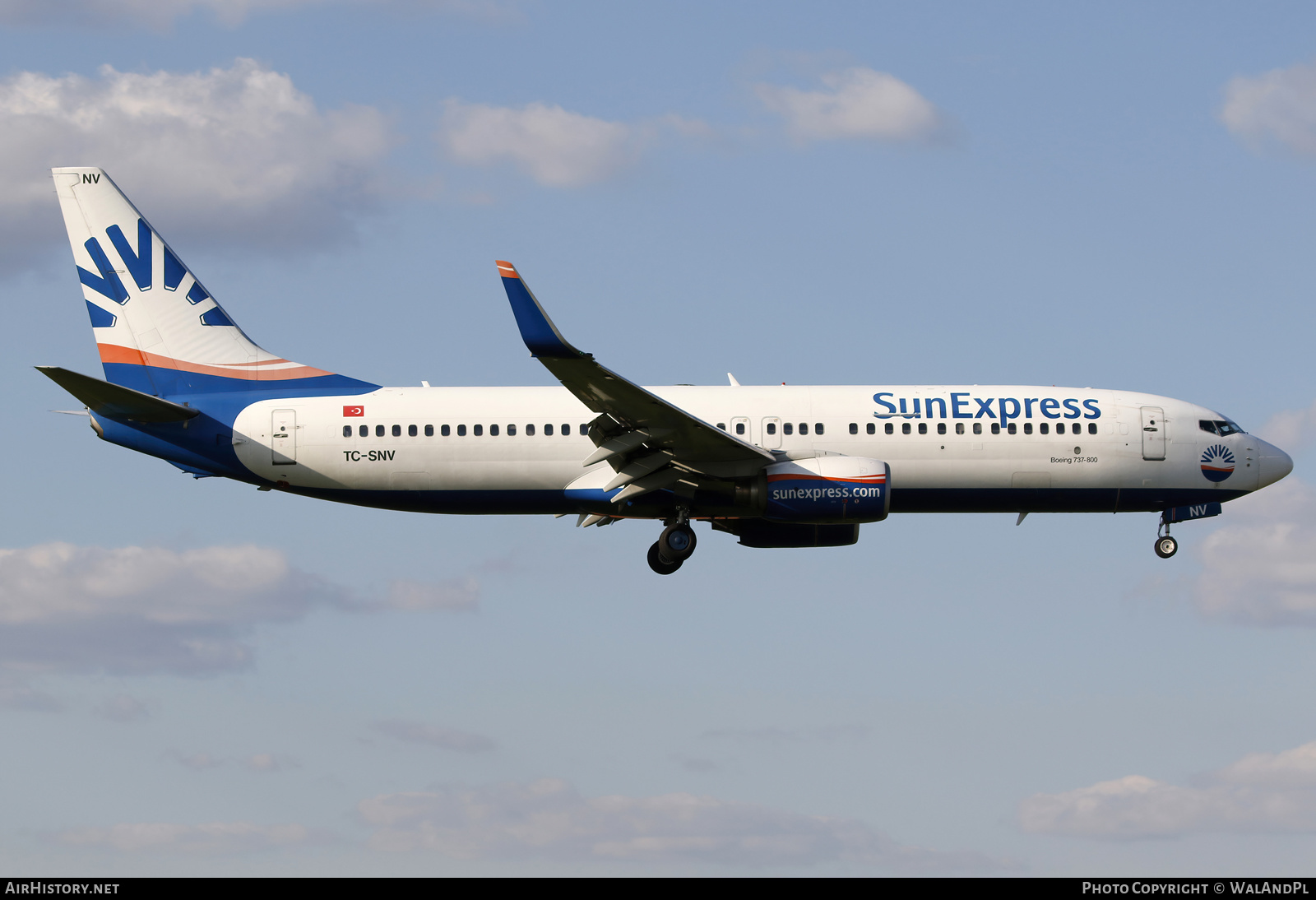 Aircraft Photo of TC-SNV | Boeing 737-86J | SunExpress | AirHistory.net #570404