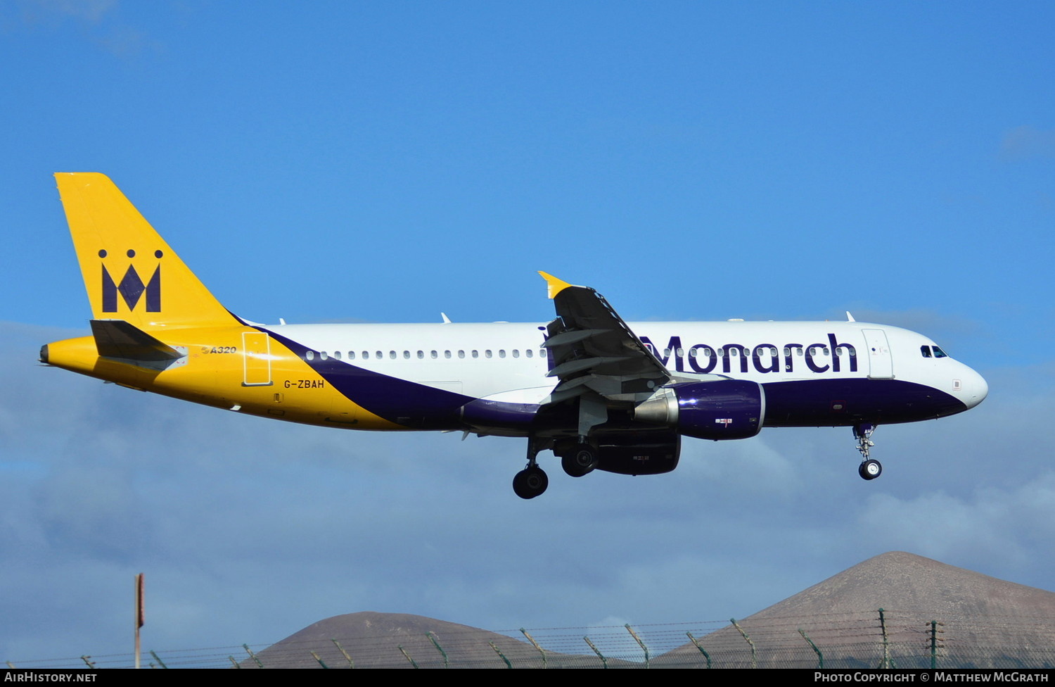 Aircraft Photo of G-ZBAH | Airbus A320-214 | Monarch Airlines | AirHistory.net #570440