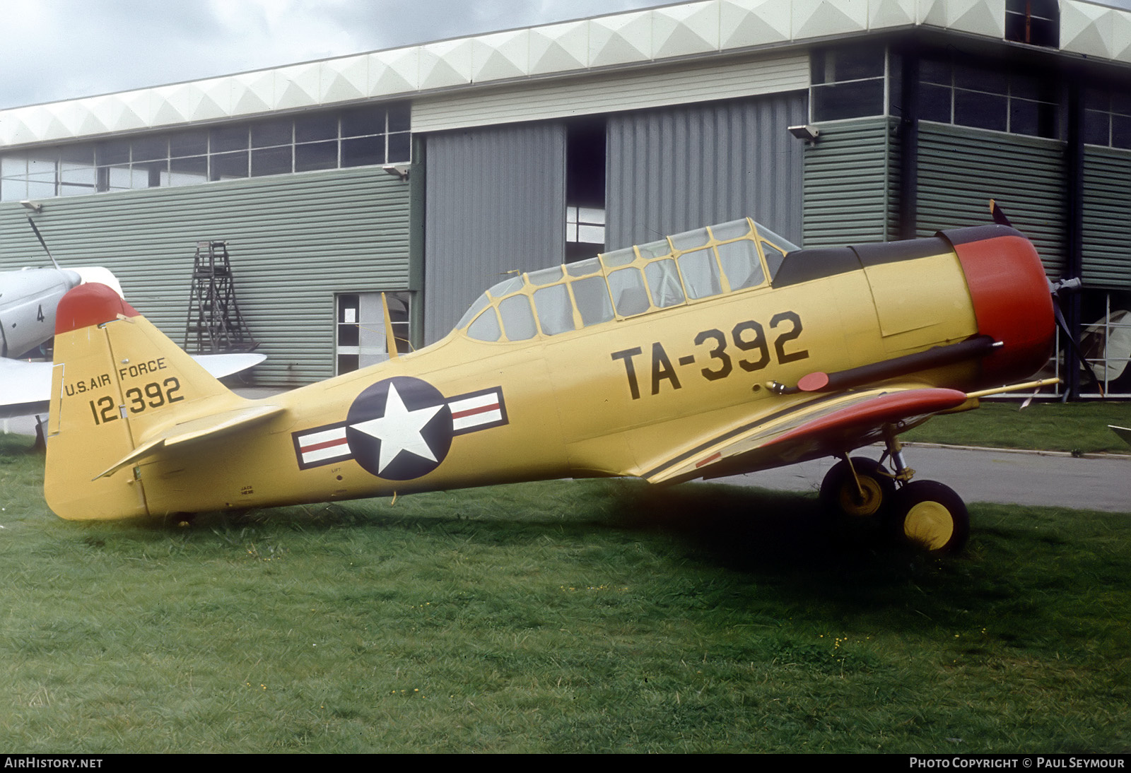 Aircraft Photo of 42-12392 / 12392 | North American AT-16 Harvard IIB | USA - Air Force | AirHistory.net #570591