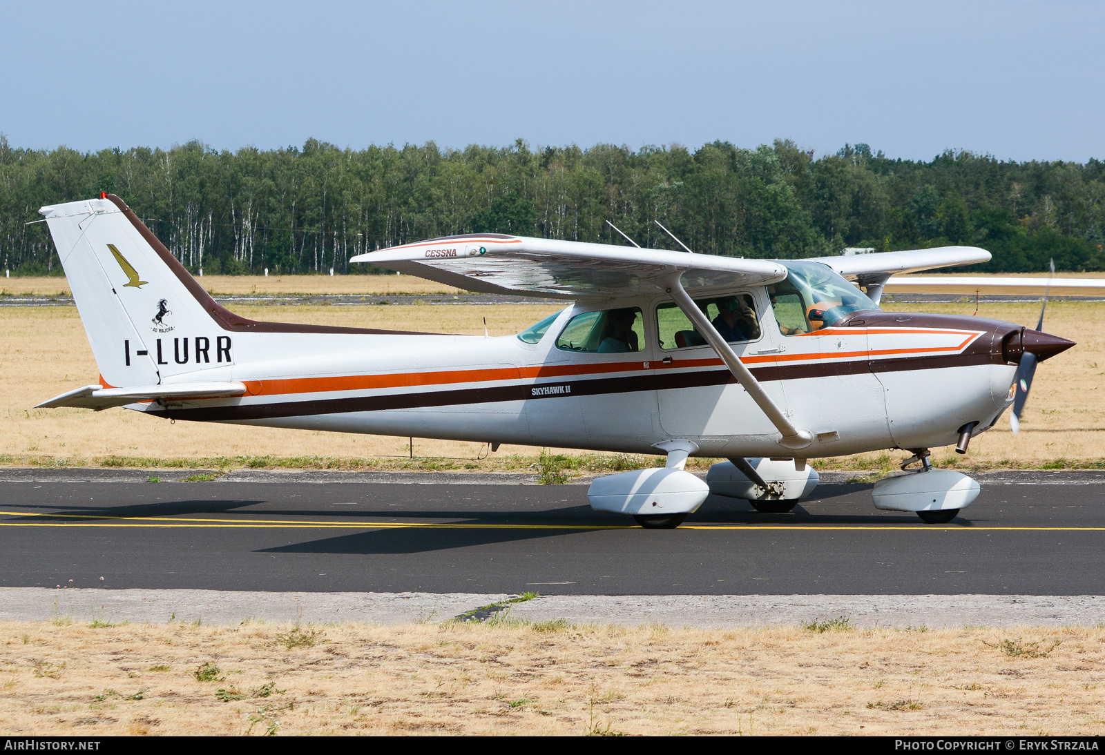 Aircraft Photo of I-LURR | Cessna 172P Skyhawk II | AirHistory.net #570603