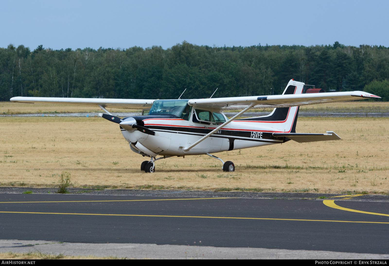 Aircraft Photo of I-SVFE | Cessna 172RG Cutlass RG II | AirHistory.net #570604