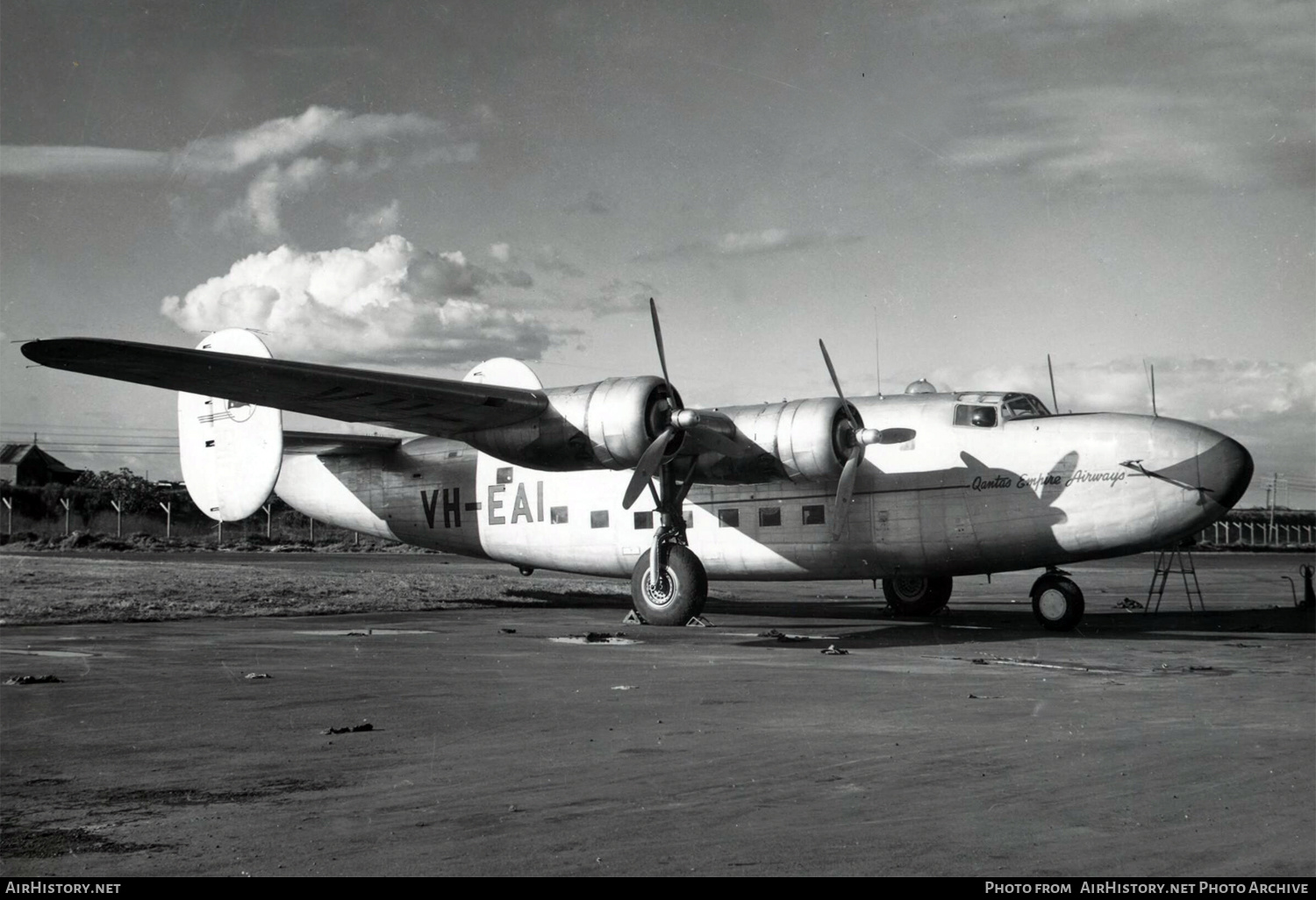 Aircraft Photo of VH-EAI | Consolidated LB-30 Liberator I | Qantas Empire Airways - QEA | AirHistory.net #570650