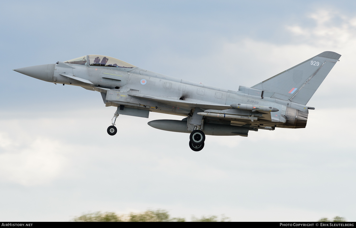 Aircraft Photo of ZJ929 | Eurofighter EF-2000 Typhoon FGR4 | UK - Air Force | AirHistory.net #570679