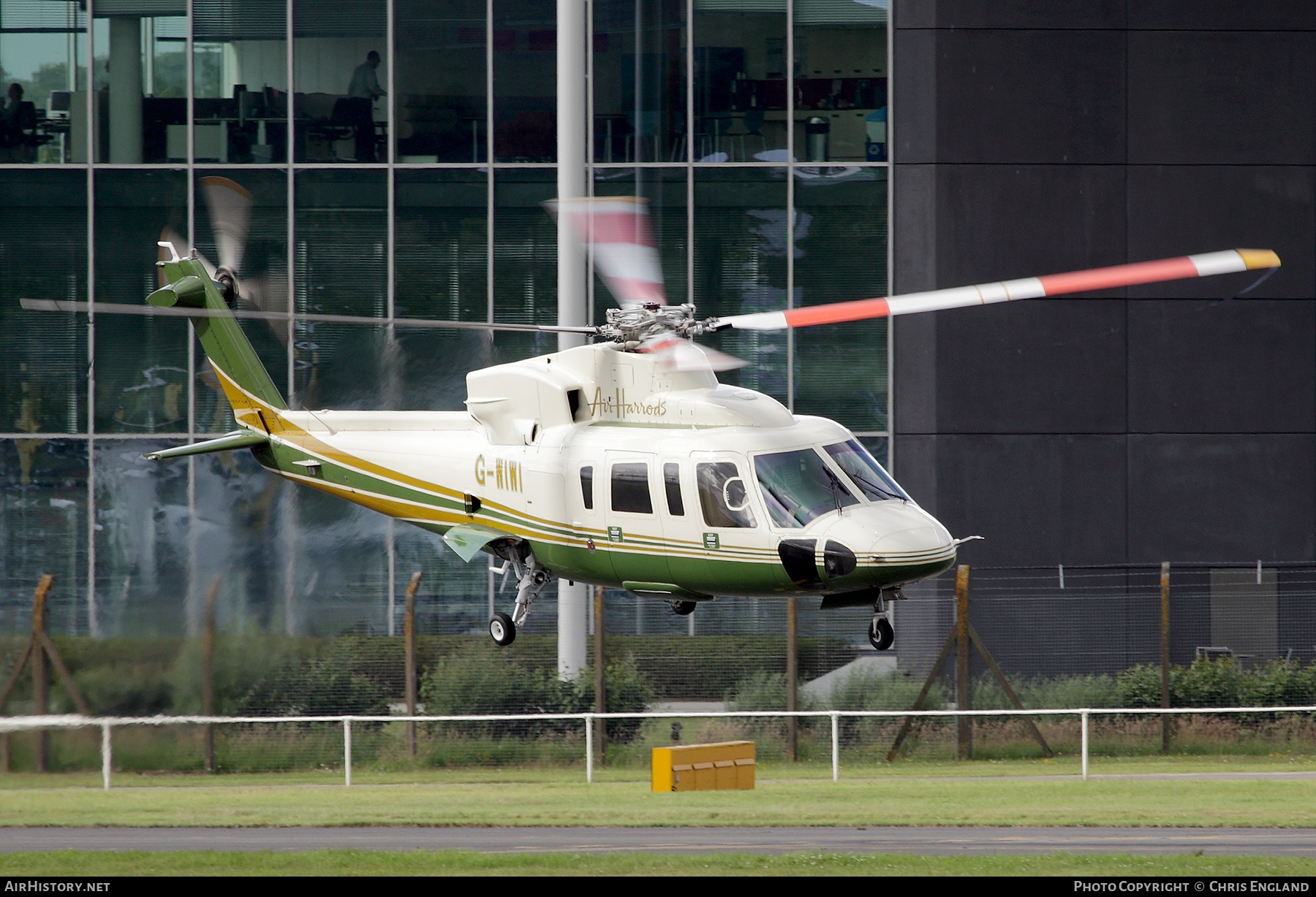 Aircraft Photo of G-WIWI | Sikorsky S-76C | Air Harrods | AirHistory.net #570756