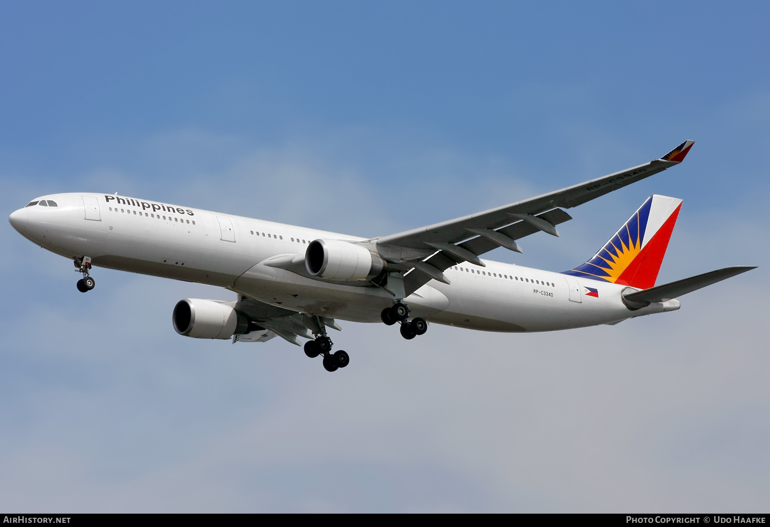 Aircraft Photo of RP-C3340 | Airbus A330-301 | Philippine Airlines | AirHistory.net #570779