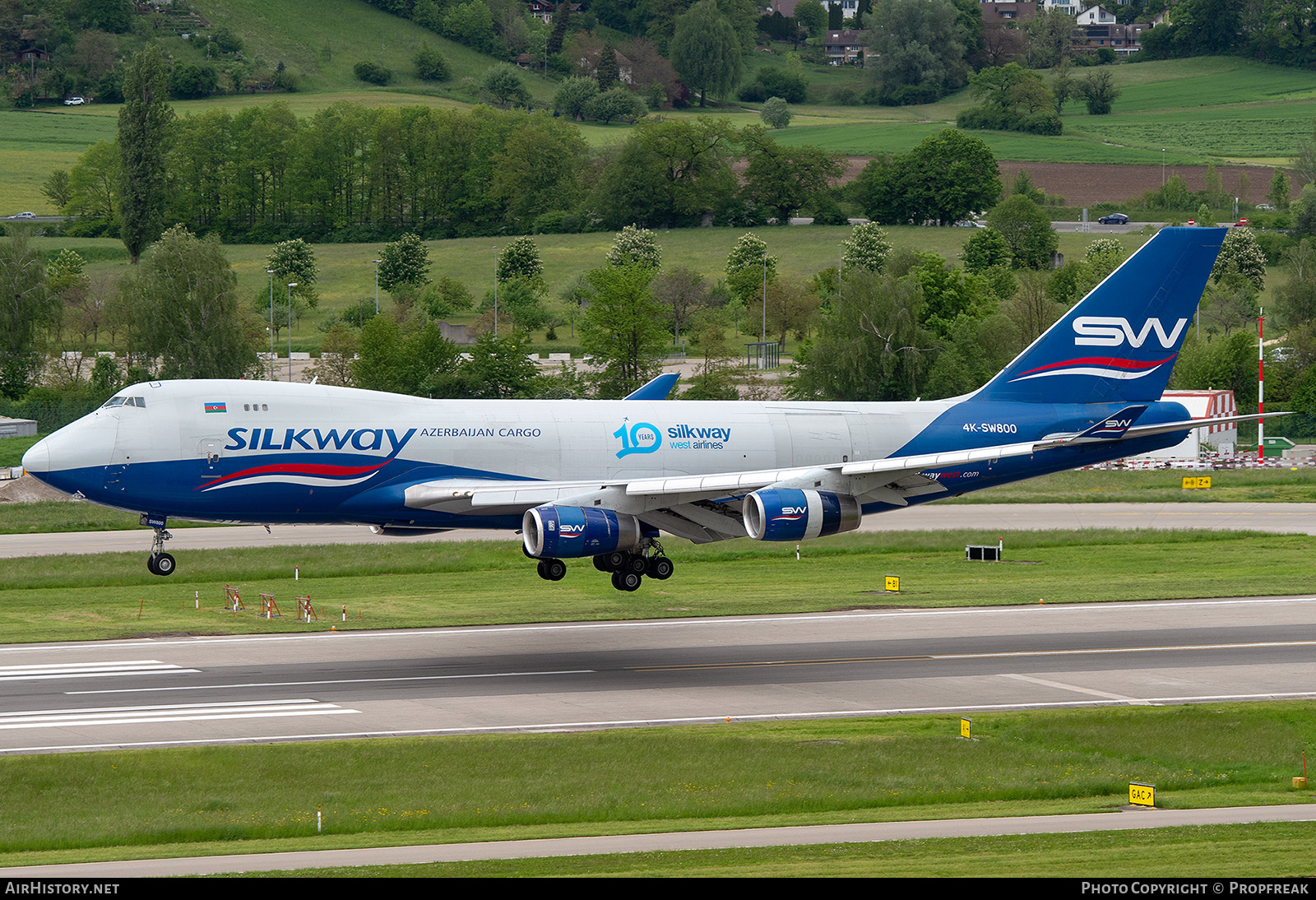 Aircraft Photo of 4K-SW800 | Boeing 747-4R7F/SCD | SilkWay Azerbaijan Cargo | AirHistory.net #570789