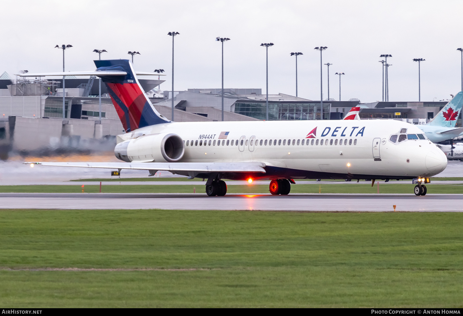 Aircraft Photo of N944AT | Boeing 717-2BD | Delta Air Lines | AirHistory.net #570824