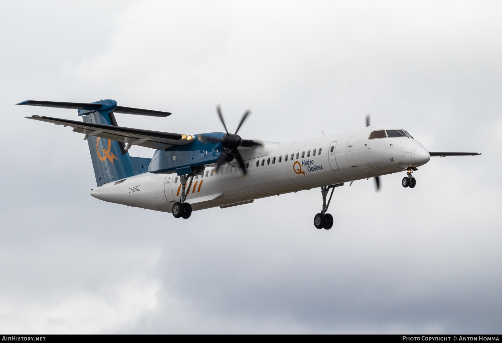 Aircraft Photo of C-GHQL | Bombardier DHC-8-402 Dash 8 | Hydro Québec | AirHistory.net #570834