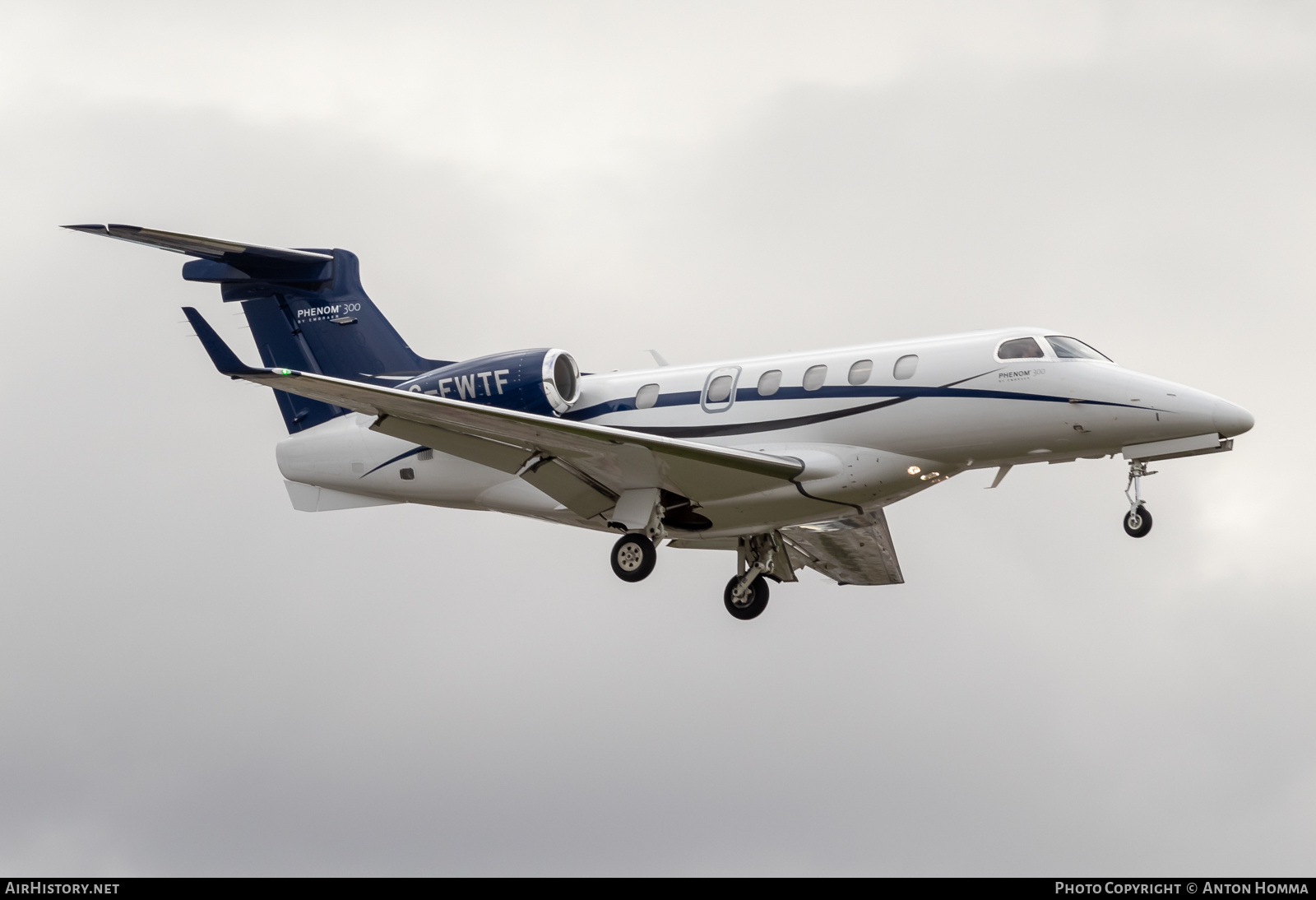 Aircraft Photo of C-FWTF | Embraer EMB-505 Phenom 300 | AirHistory.net #570842