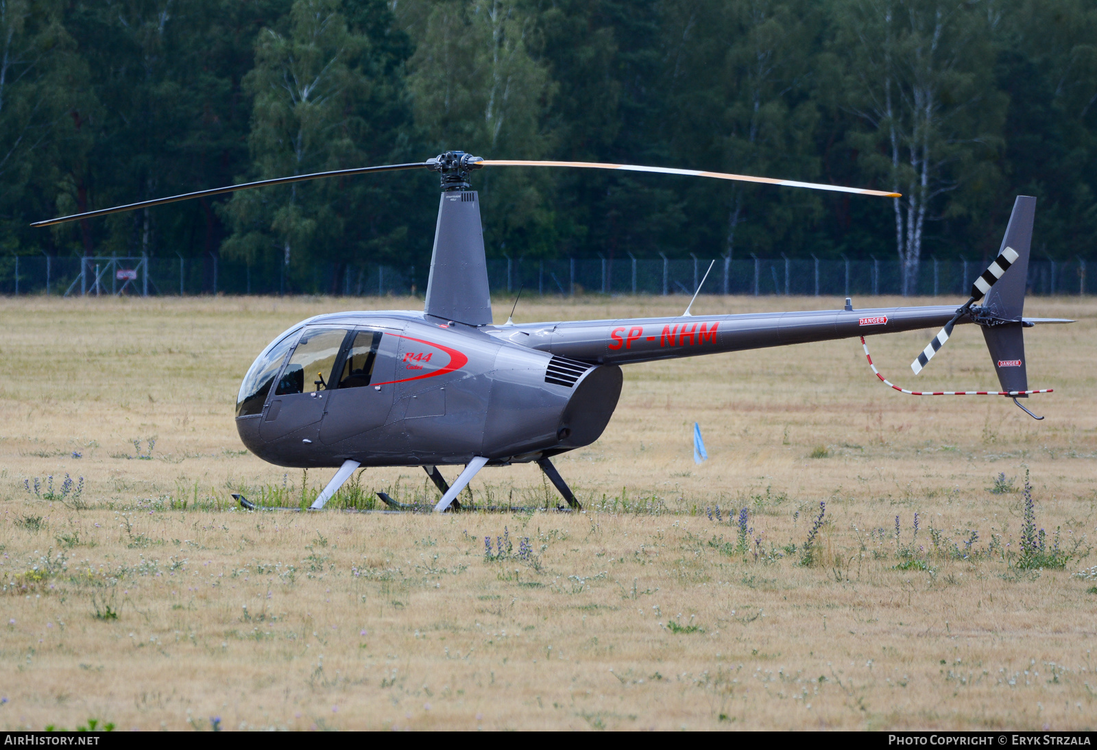 Aircraft Photo of SP-NHM | Robinson R-44 Cadet | AirHistory.net #570898