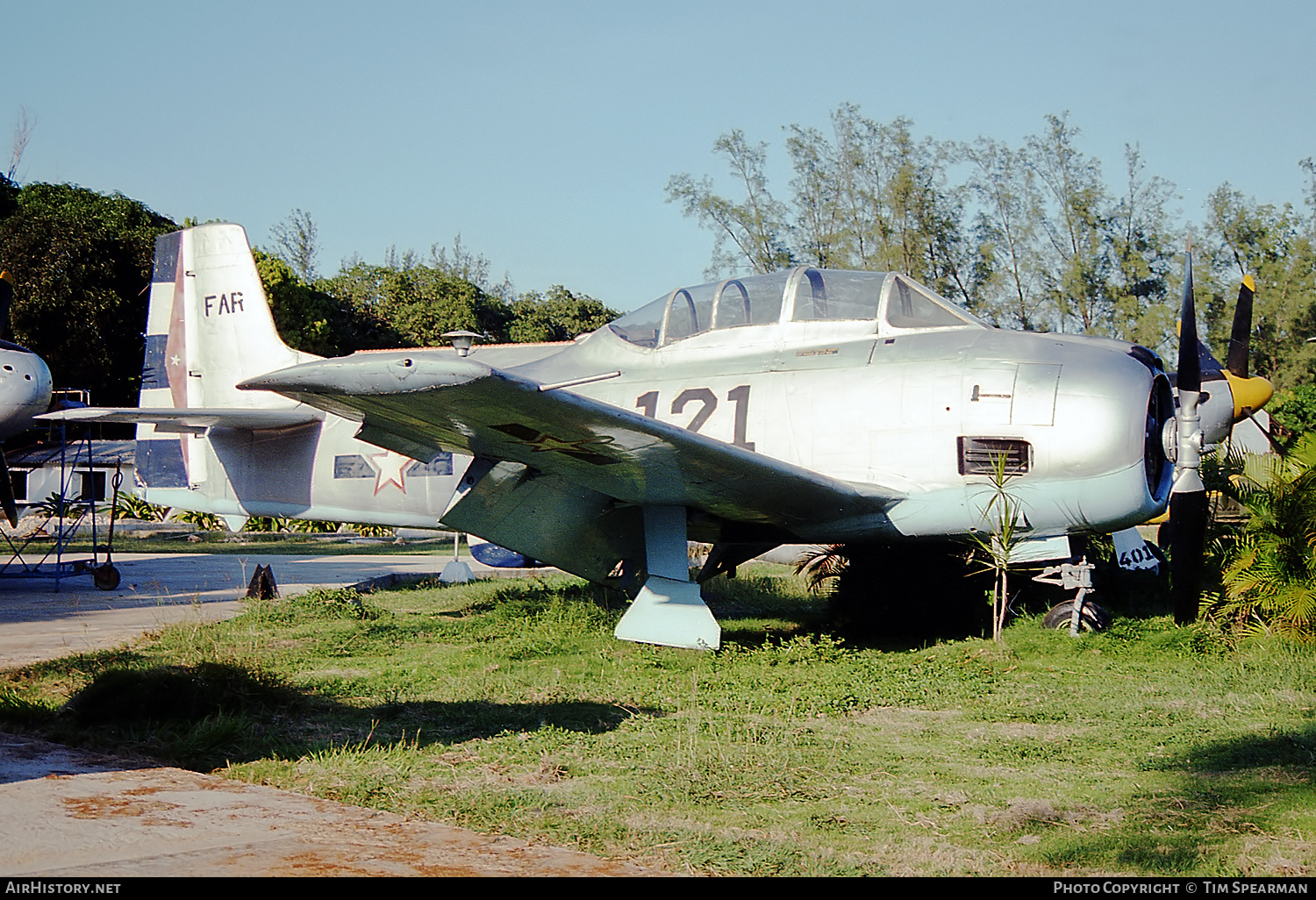 Aircraft Photo of 121 | North American T-28A Trojan | Cuba - Air Force | AirHistory.net #570940