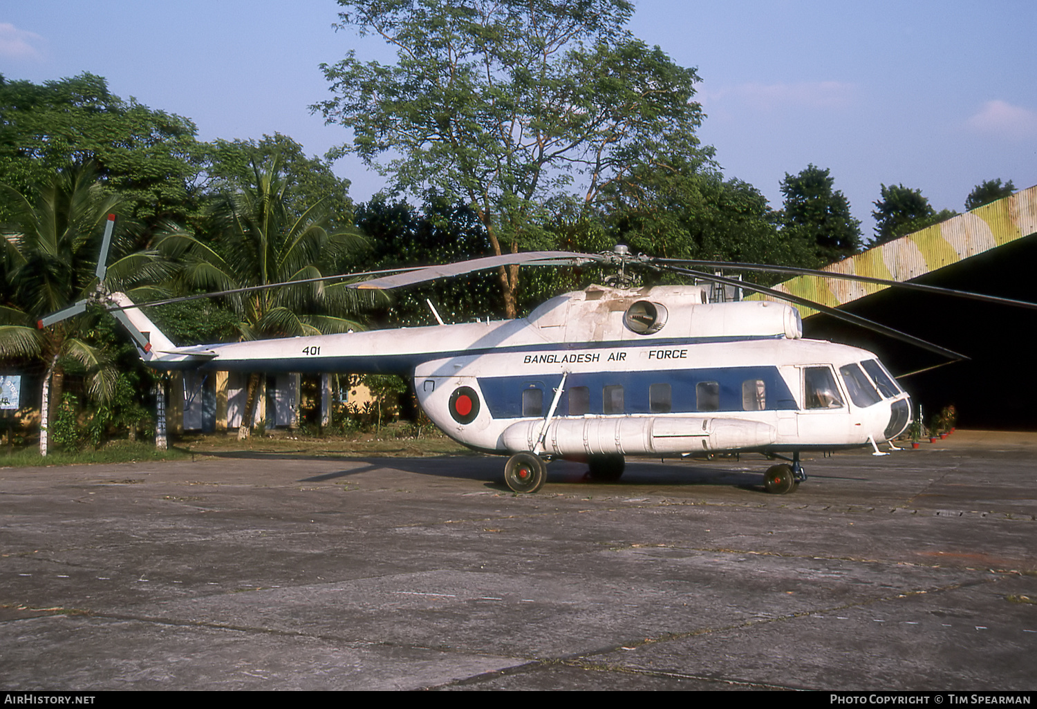 Aircraft Photo of 401 | Mil Mi-8S | Bangladesh - Air Force | AirHistory.net #570942