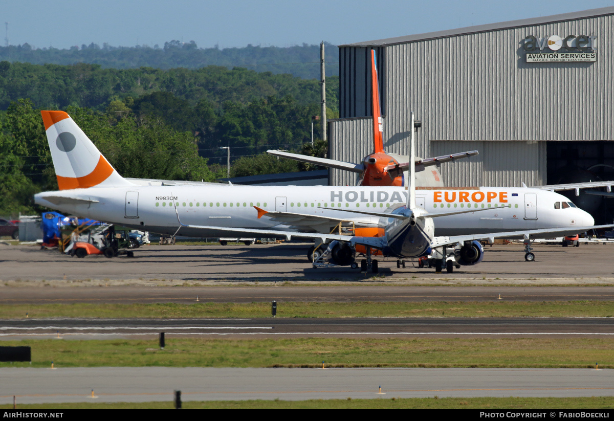 Aircraft Photo of N983CM | Airbus A321-211 | Holiday Europe | AirHistory.net #570985