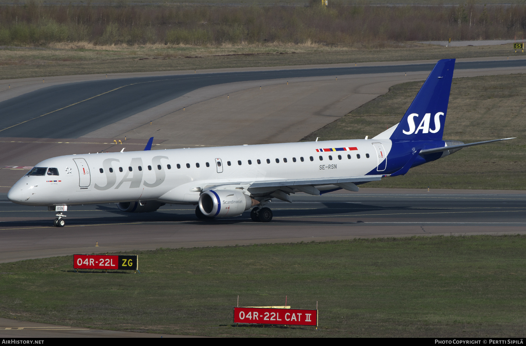 Aircraft Photo of SE-RSN | Embraer 195LR (ERJ-190-200LR) | Scandinavian Airlines - SAS | AirHistory.net #570992