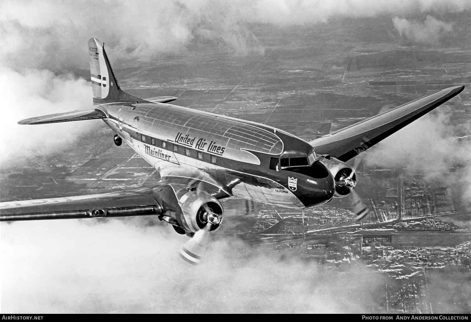 Aircraft Photo of NC16072 | Douglas DC-3A-197 | United Air Lines | AirHistory.net #571093
