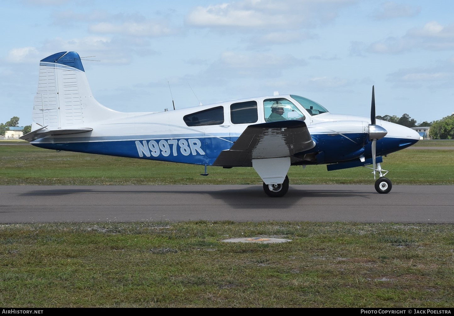 Aircraft Photo of N9978R | Beech B95 Travel Air | AirHistory.net #571143