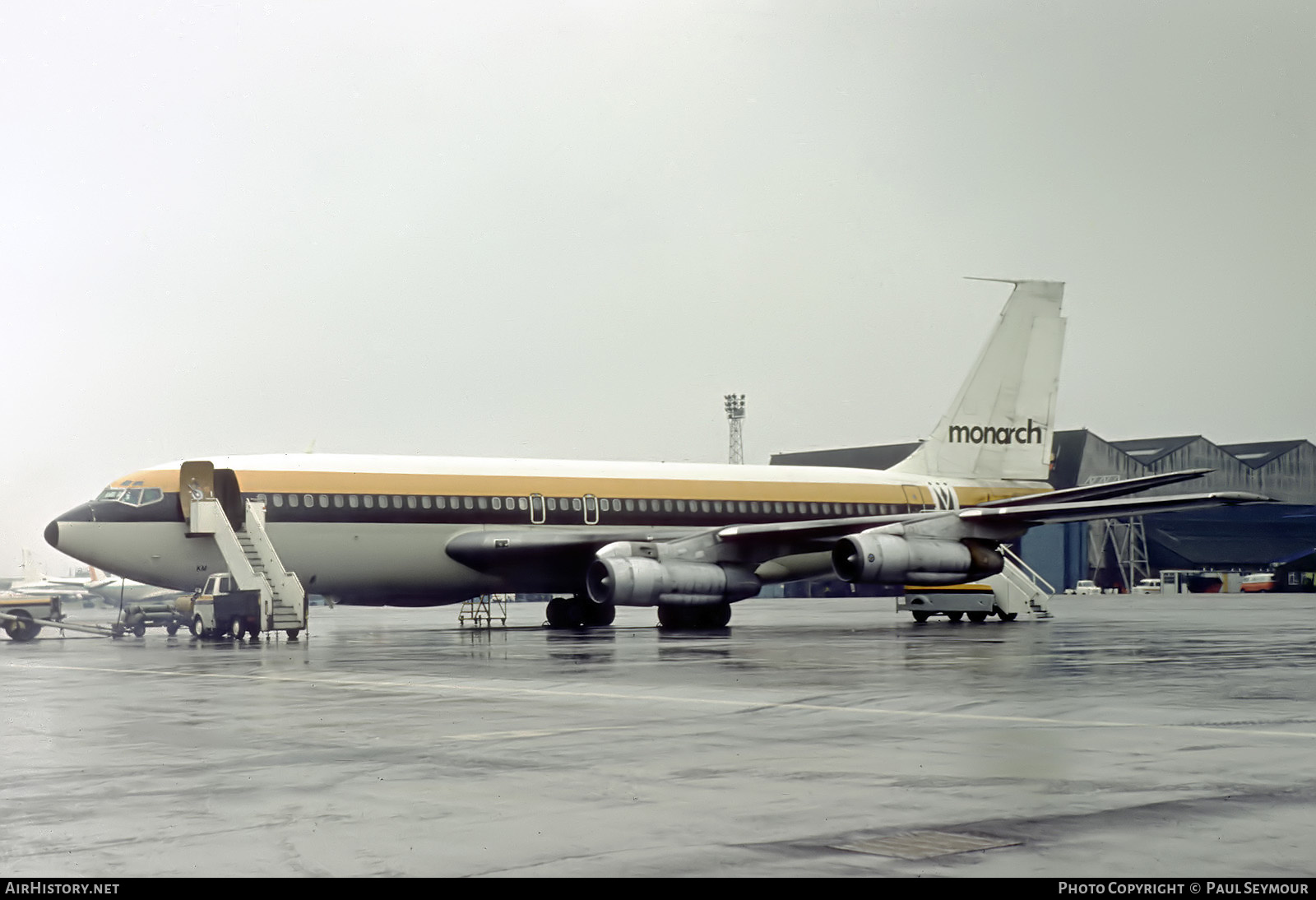 Aircraft Photo of G-AZKM | Boeing 720-051B | Monarch Airlines | AirHistory.net #571172