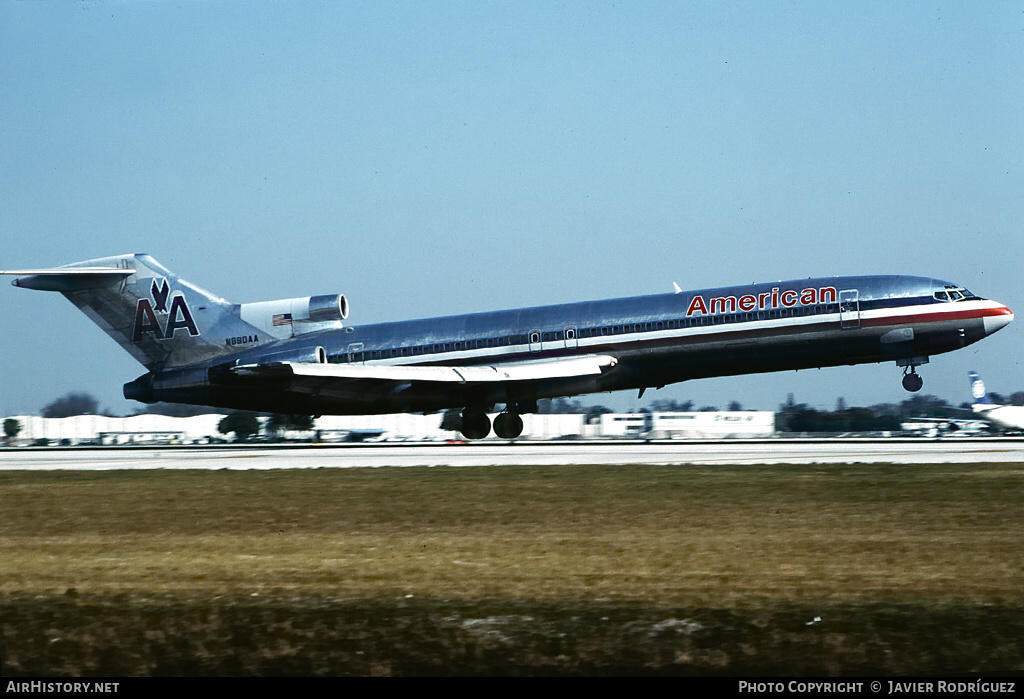 Aircraft Photo of N880AA | Boeing 727-223/Adv | American Airlines | AirHistory.net #571295