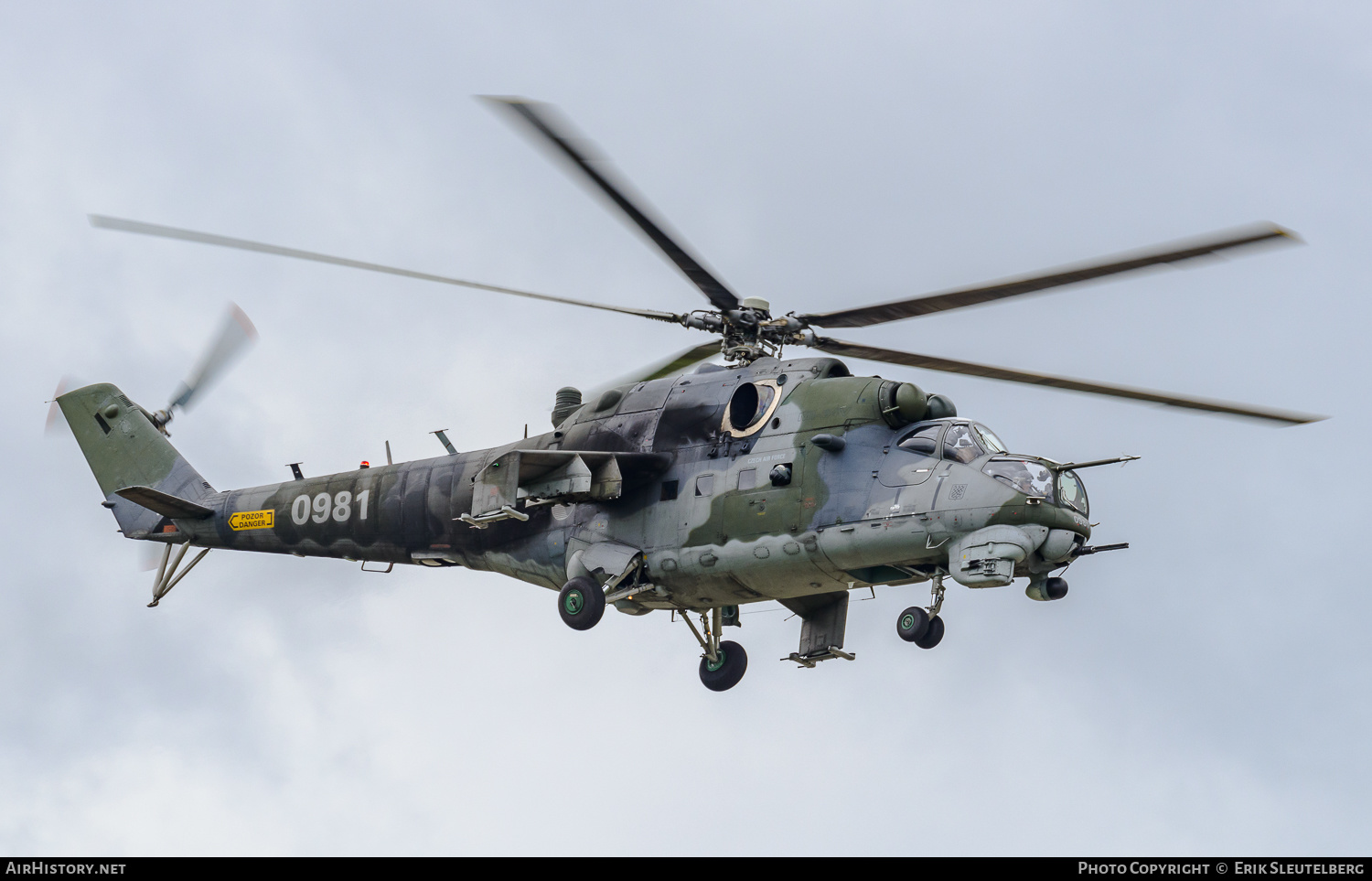 Aircraft Photo of 0981 | Mil Mi-24V | Czechia - Air Force | AirHistory.net #571298