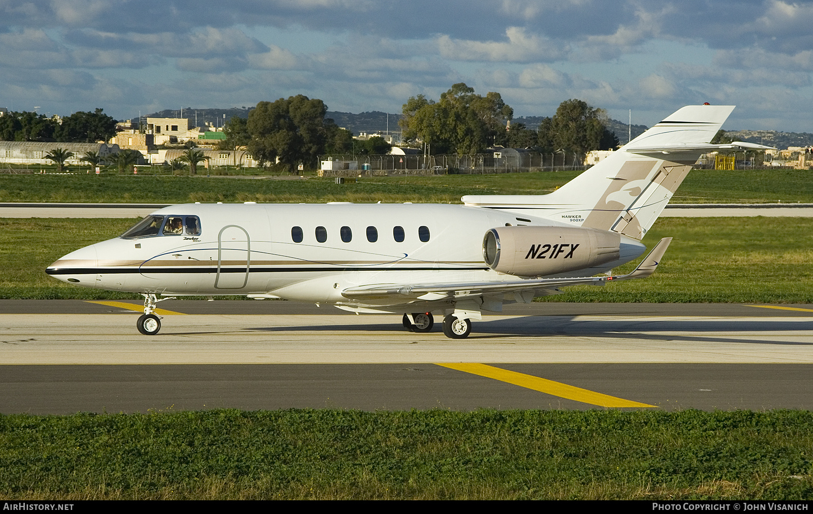 Aircraft Photo of N21FX | Hawker Beechcraft 900XP | AirHistory.net #571343