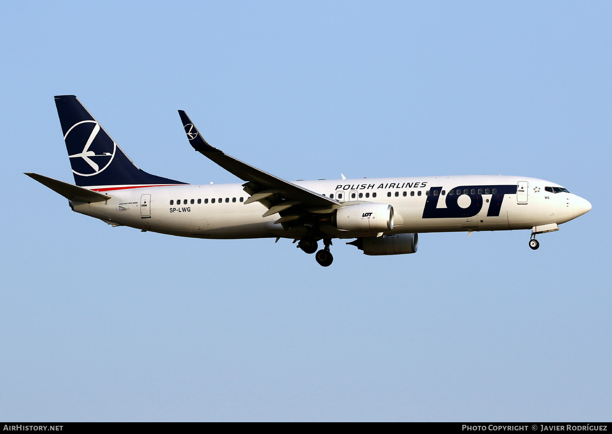 Aircraft Photo of SP-LWG | Boeing 737-86N | LOT Polish Airlines - Polskie Linie Lotnicze | AirHistory.net #571356