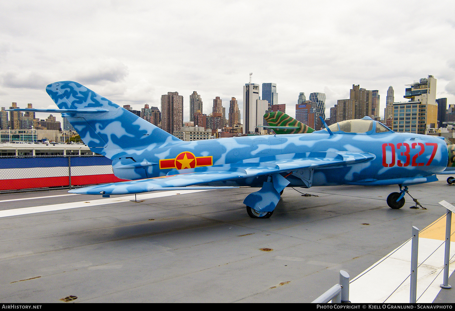 Aircraft Photo of 0327 | PZL-Mielec Lim-5 (MiG-17F) | Vietnam - Air Force | AirHistory.net #571358