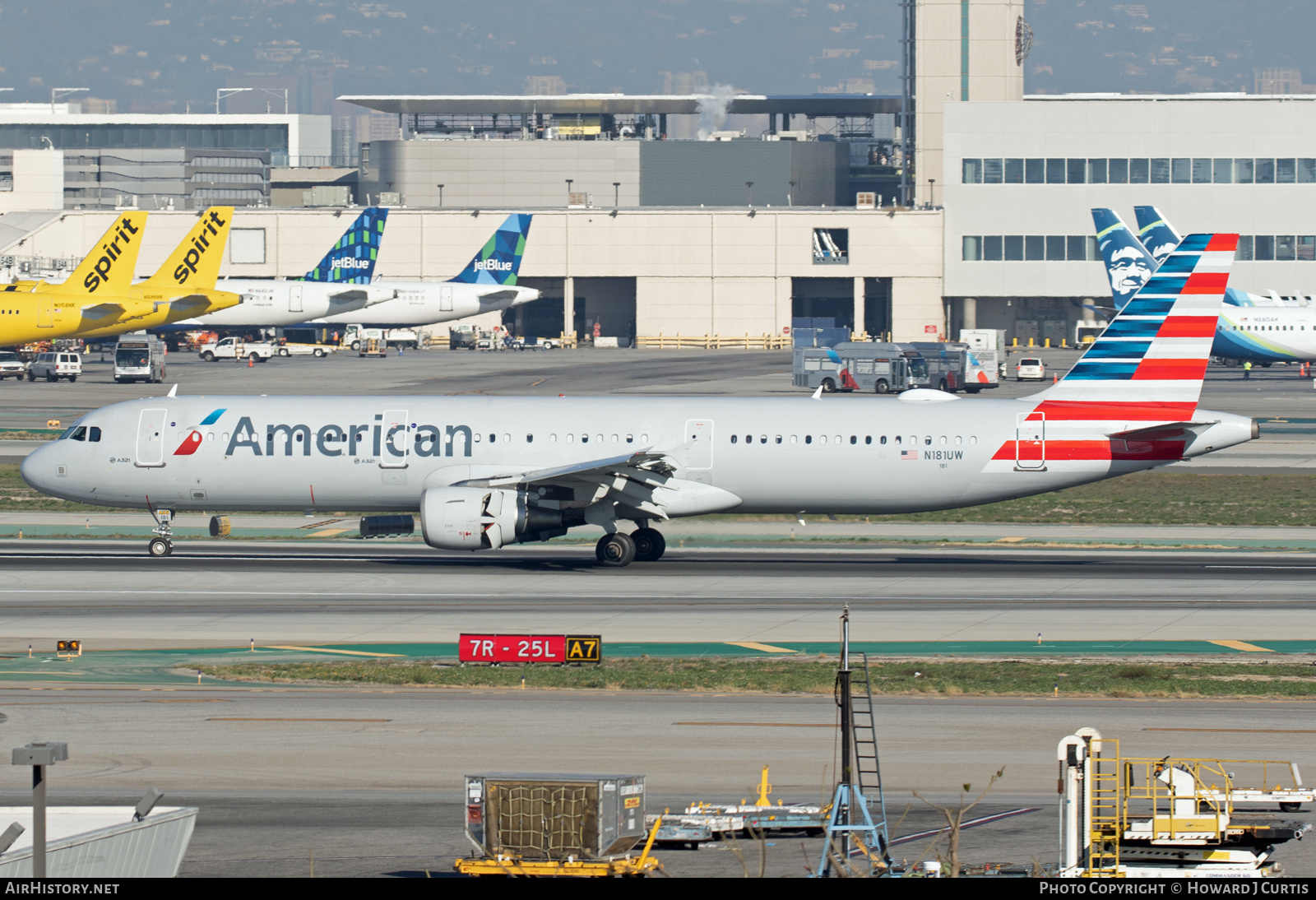 Aircraft Photo of N181UW | Airbus A321-211 | American Airlines | AirHistory.net #571381
