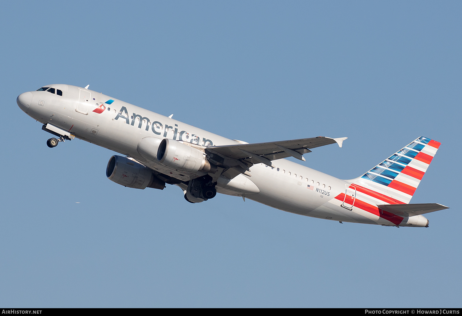 Aircraft Photo of N112US | Airbus A320-214 | American Airlines | AirHistory.net #571385